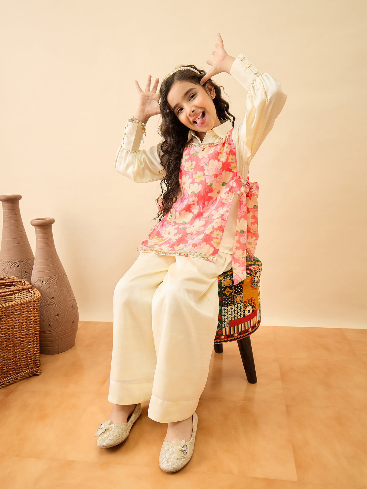 Girls Hip Length Printed Top With Pants - Pink