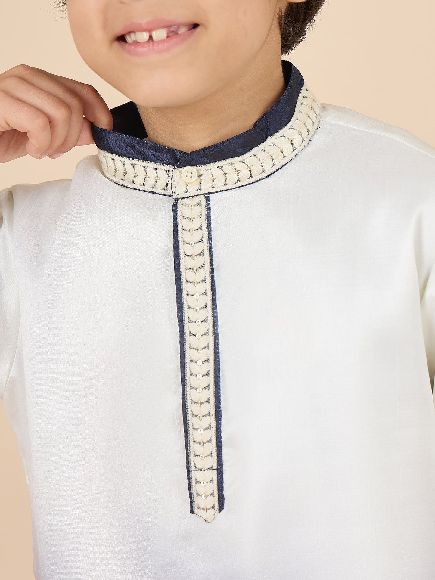 Boys Full Length Solid Kurta Set - Off-White