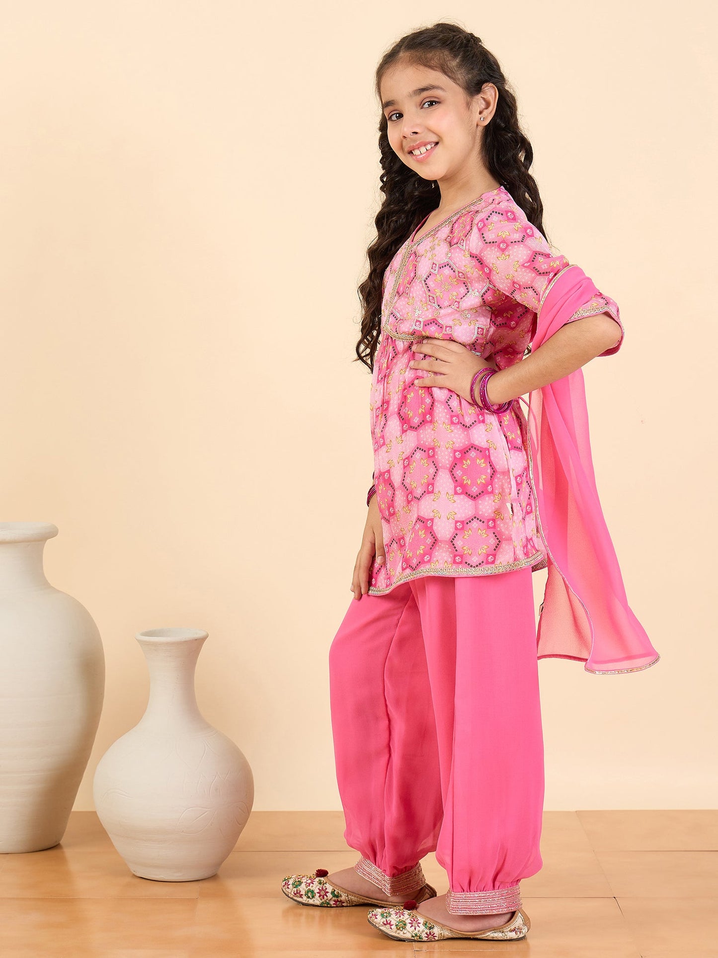 Girls Above Knee All over Print Kurti Set - Pink