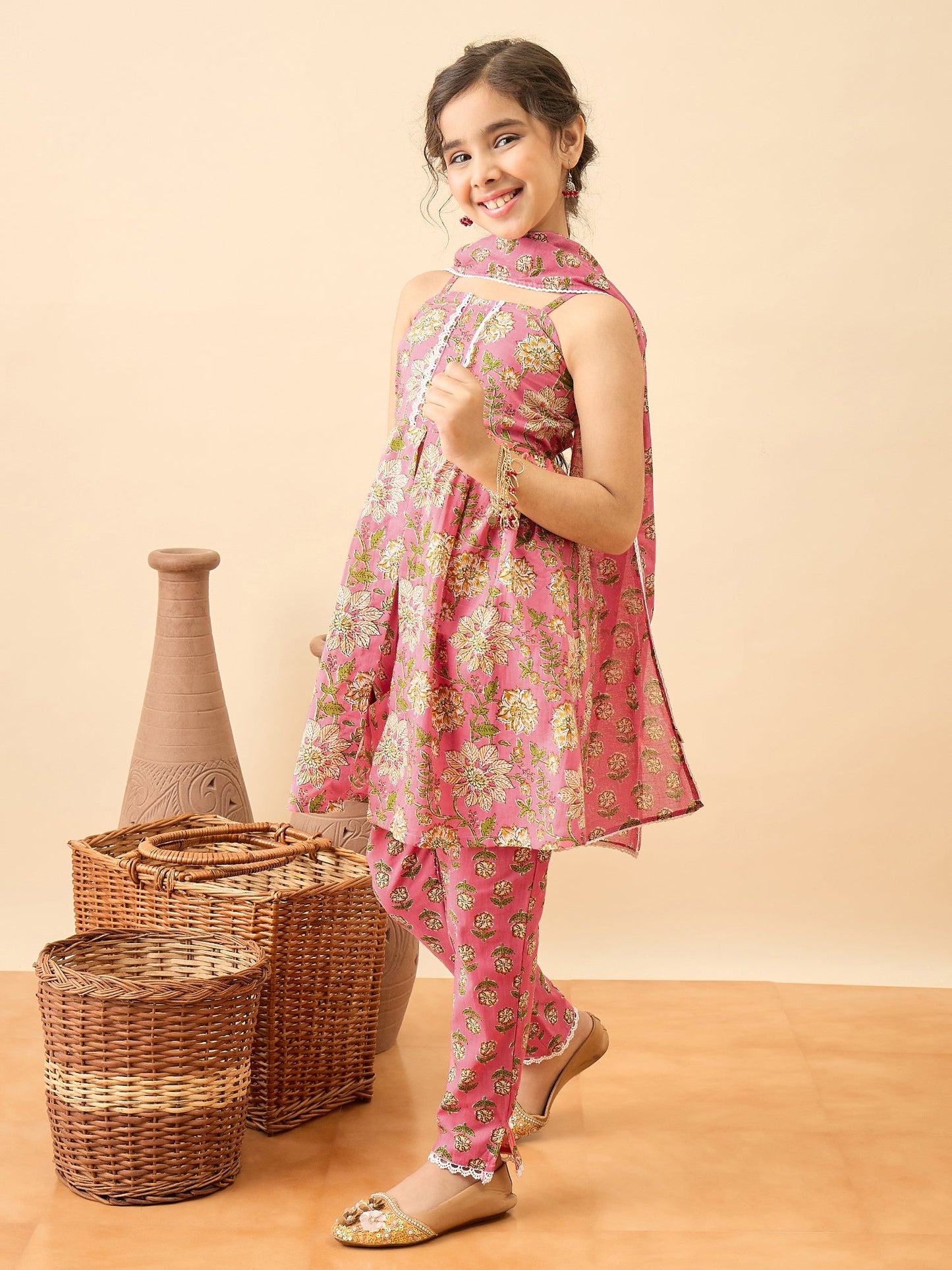 Girls Above Knee Printed Kurti Set - Pink