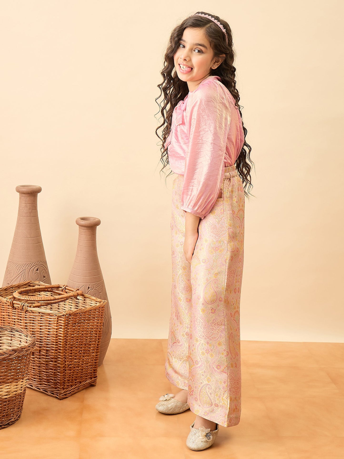 Girls Embroidery Top With Pants - Pink